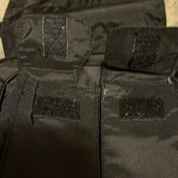 Derek Alexander Black Crossbody Bag with Versatile Design and Durable Material - Picture 8 of 12